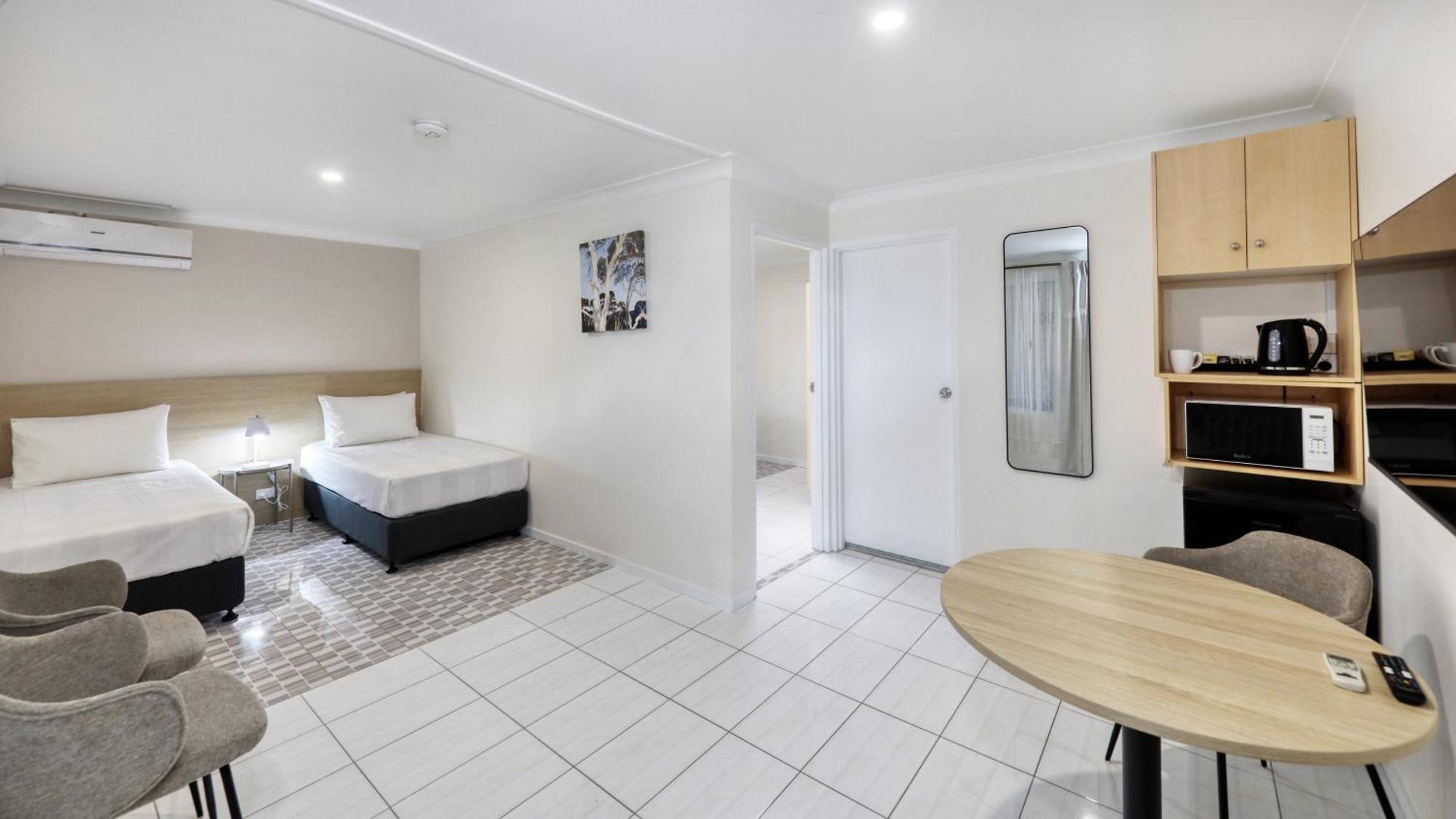 The Phoenix Artesian Spa Resort And Accommodation Moree Εξωτερικό φωτογραφία